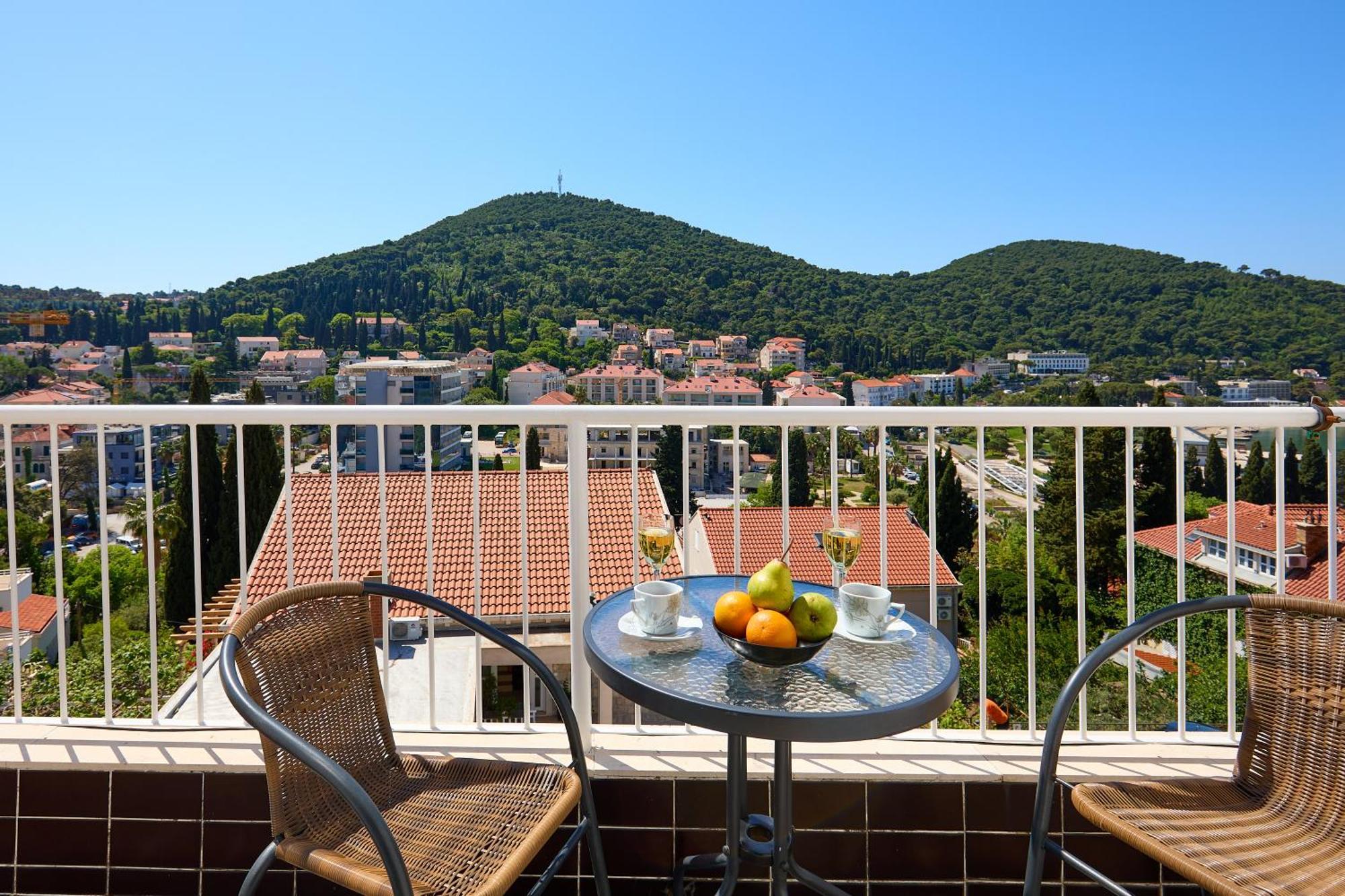 Kablar'S Sunny Suites Dubrovnik Ngoại thất bức ảnh